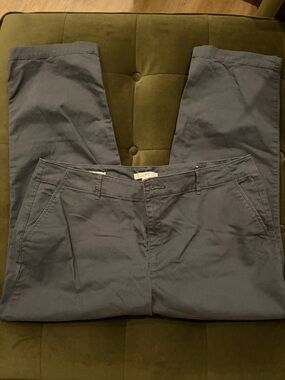 New without Tags LOFT Monroe Slim Straight-Leg Chinos, Size 18